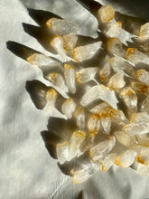 Load image into Gallery viewer, Citrine Mini Points
